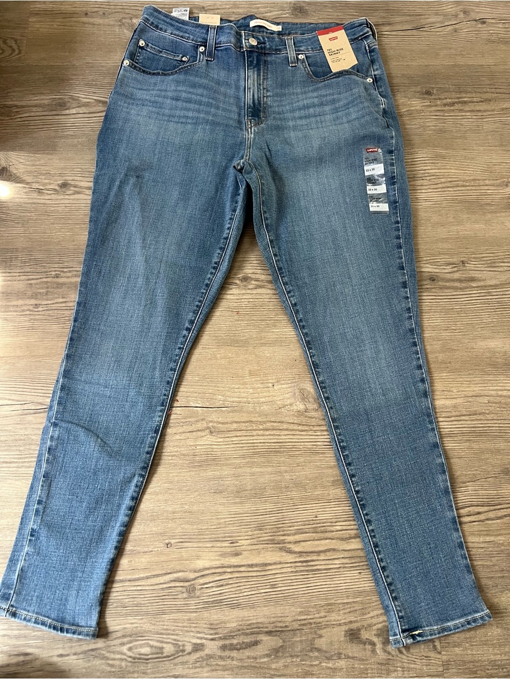 Levi's Women's Medium Blue Skinny Jeans